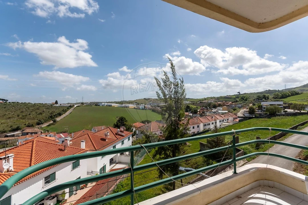 Apartamento T3 para Arrendamento em Arruda dos Vinhos Foto 15