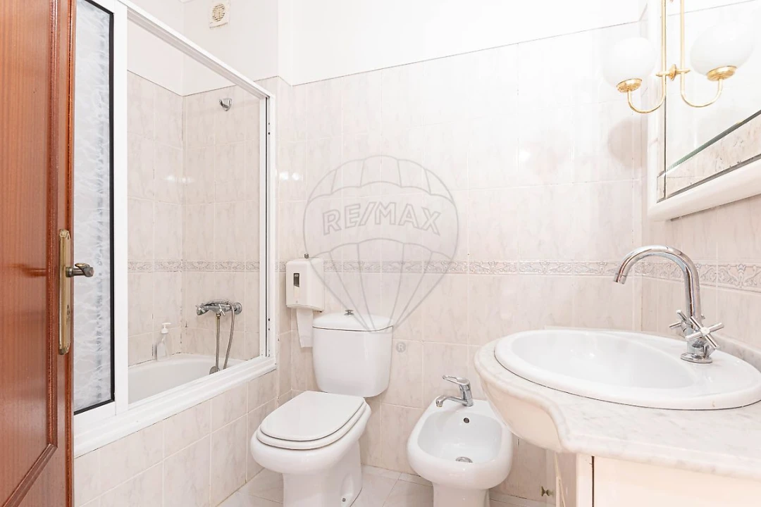 Apartamento T3 para Arrendamento em Arruda dos Vinhos Foto 10