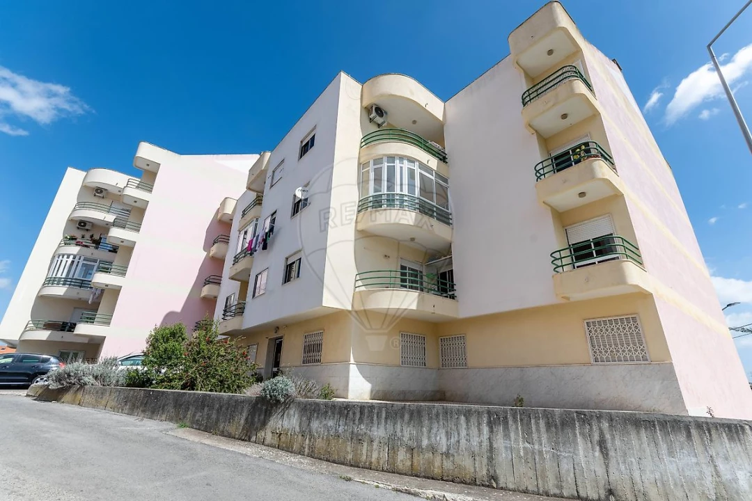Apartamento T3 para Arrendamento em Arruda dos Vinhos Foto 21