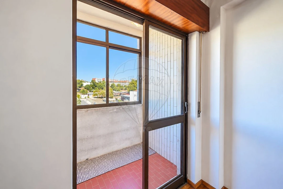 Apartamento T2 para Venda em Alto do Seixalinho, Santo André e Verderena Foto 8