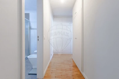 Apartamento T2 para Venda em Pedrouços