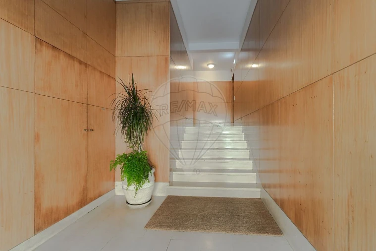 Apartamento T2 para Venda em Pedrouços Foto 21