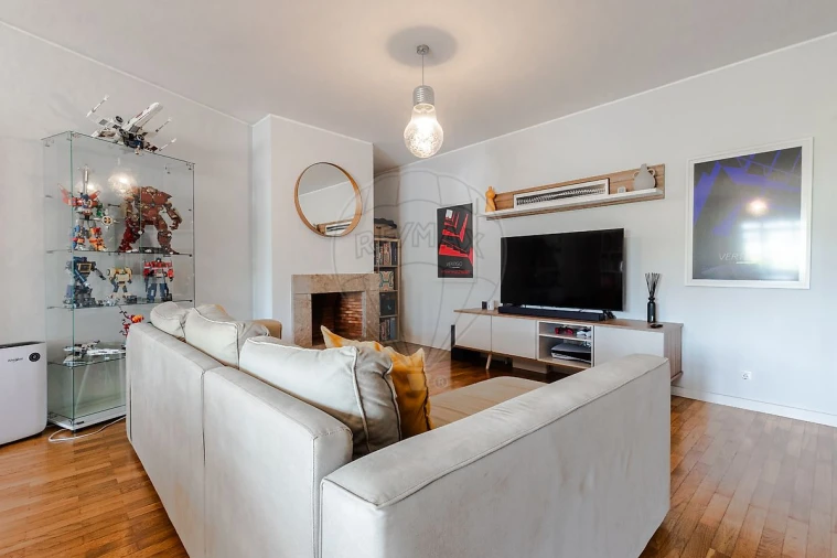 Apartamento T2 para Venda em Pedrouços Foto 16