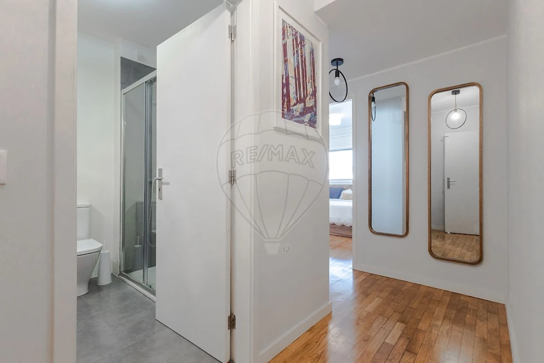 Apartamento T2 para Venda em Pedrouços Foto 8