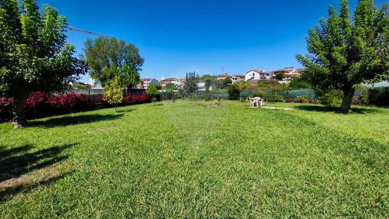 Apartamento T2 para Venda em Pedrouços Foto 27