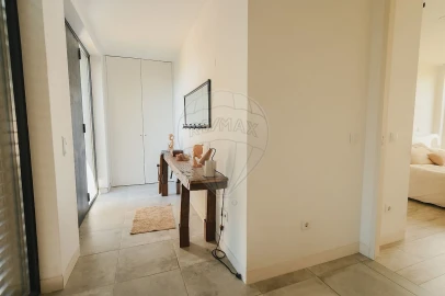 Moradia T3 para Venda em Santa Marinha e São Pedro da Afurada