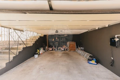 Moradia T3 para Venda em Santa Marinha e São Pedro da Afurada
