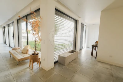 Moradia T3 para Venda em Santa Marinha e São Pedro da Afurada