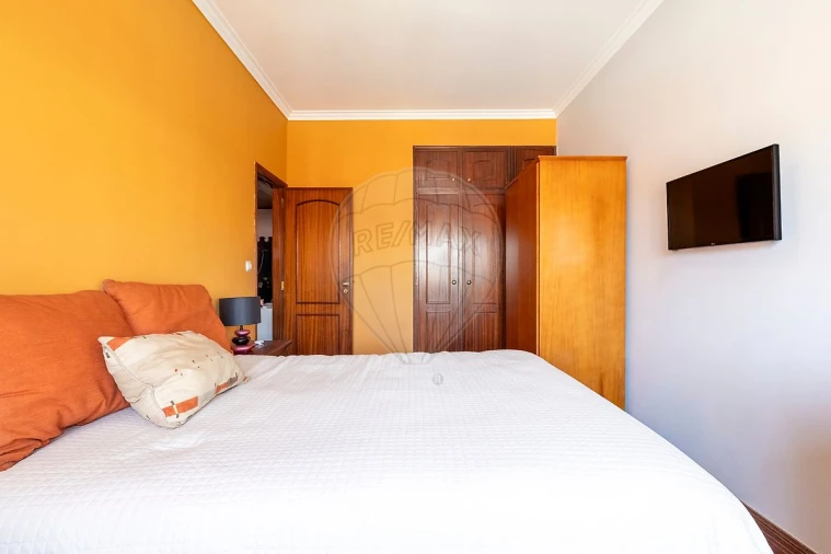 Apartamento T2 para Venda em Algueirão-Mem Martins Foto 14