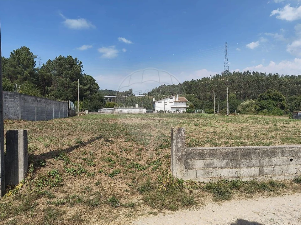 Terreno para Arrendamento em Macieira de Sarnes Foto 4