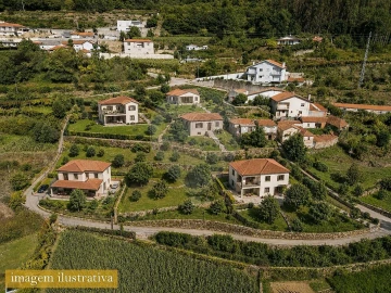 Terreno para Venda em São Pedro de Castelões