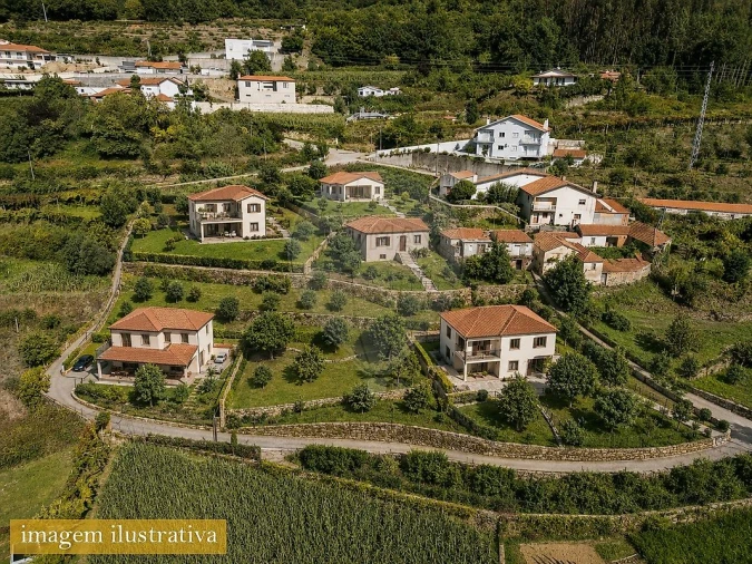 Terreno para Venda em São Pedro de Castelões Foto 22