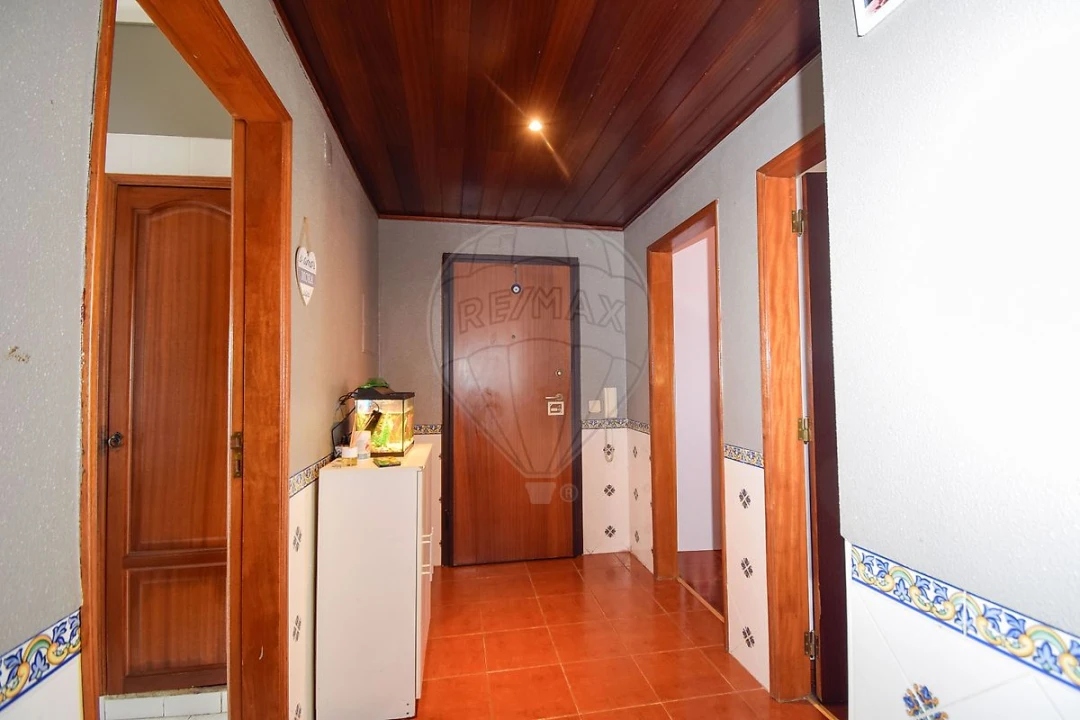 Apartamento T3 para Venda em Carregado e Cadafais Foto 2