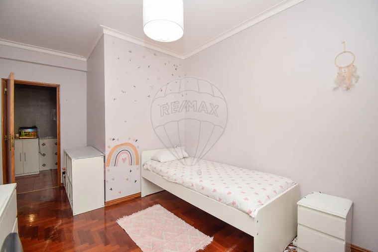 Apartamento T3 para Venda em Carregado e Cadafais Foto 16