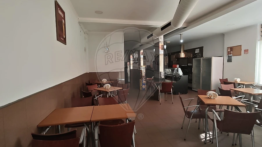 Negócio para Venda em Vilar de Andorinho