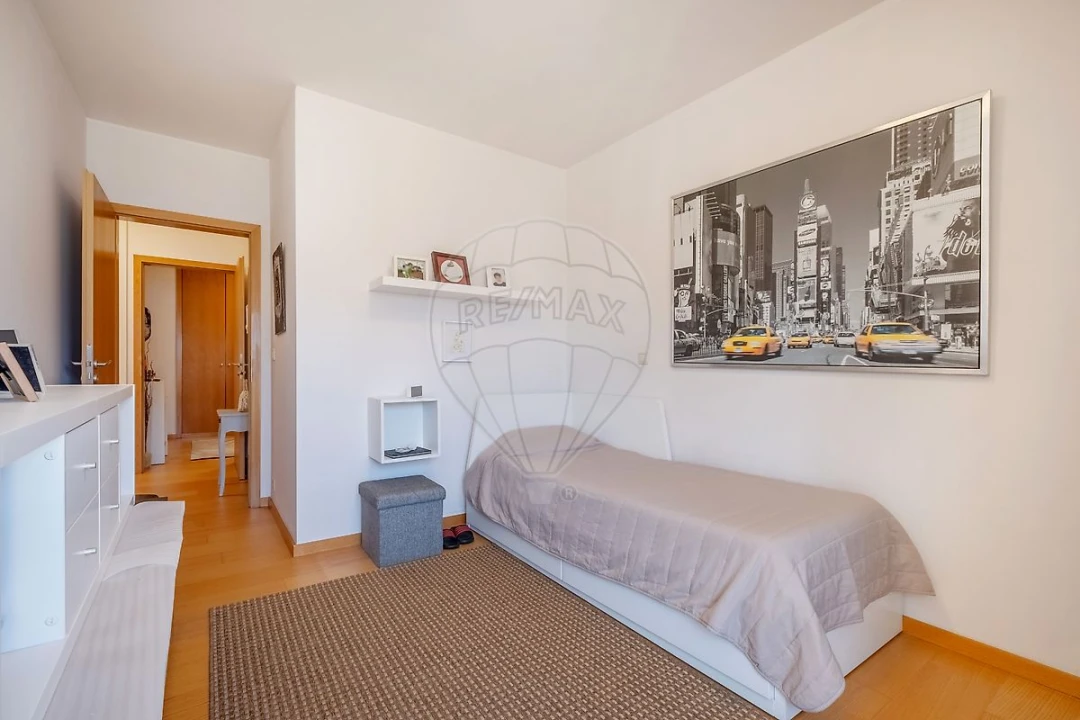 Apartamento T4 para Venda em Ramalde Foto 25