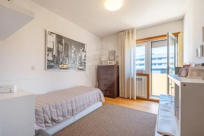 Apartamento T4 para Venda em Ramalde
