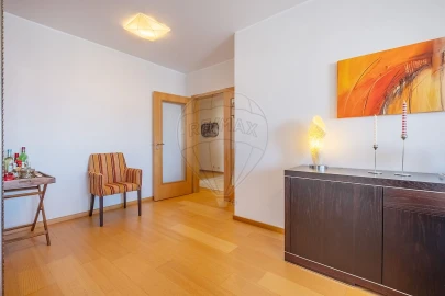 Apartamento T4 para Venda em Ramalde