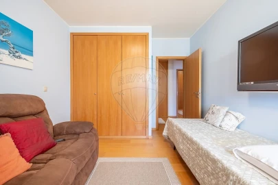 Apartamento T4 para Venda em Ramalde