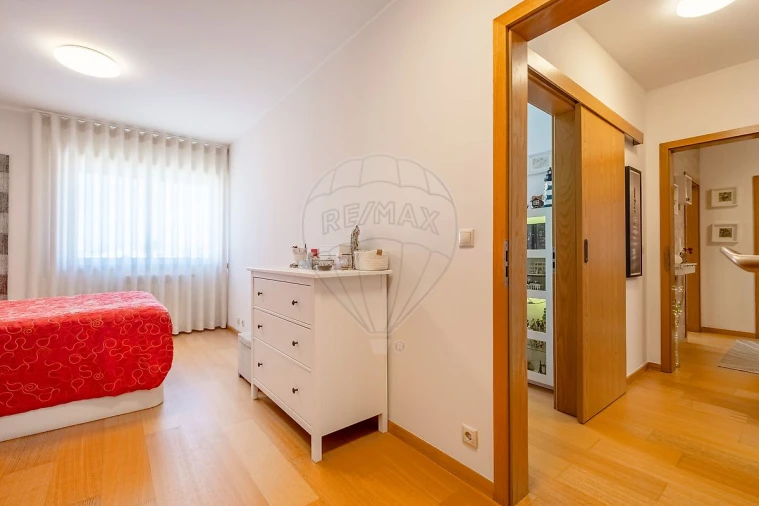 Apartamento T4 para Venda em Ramalde Foto 27