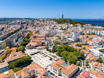 Negócio para Venda em Almada, Cova da Piedade, Pragal e Cacilhas