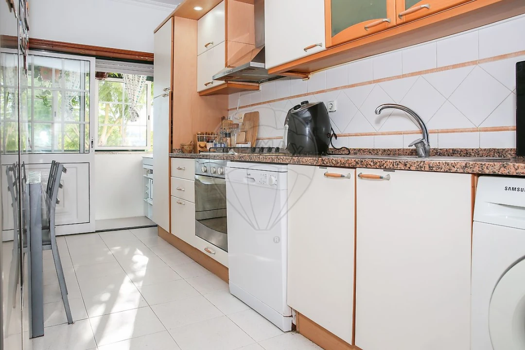 Apartamento T2 para Venda em Azambuja Foto 2