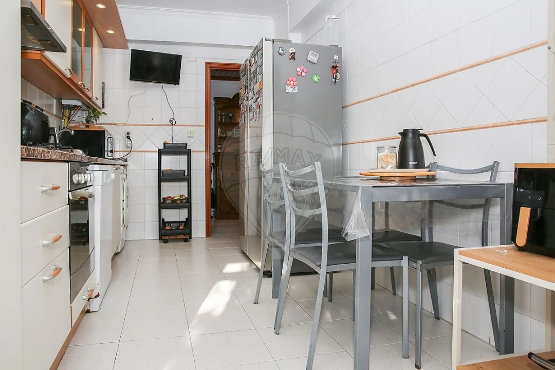 Apartamento T2 para Venda em Azambuja Foto 1