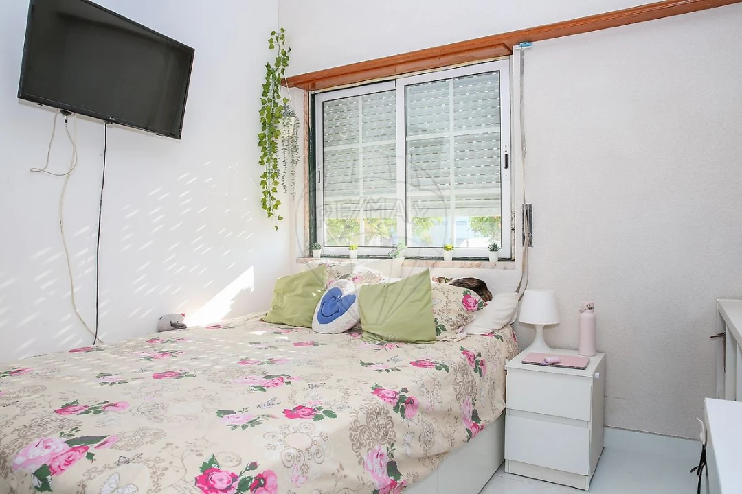Apartamento T2 para Venda em Azambuja Foto 11