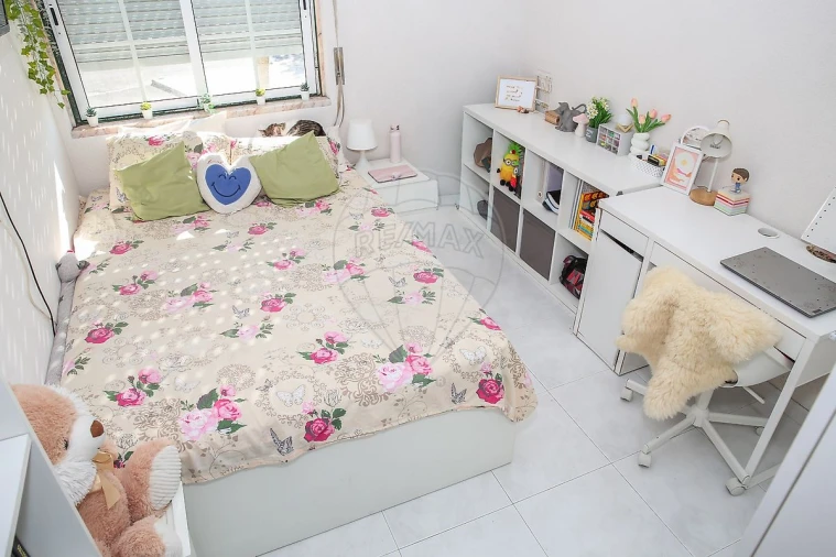Apartamento T2 para Venda em Azambuja Foto 12