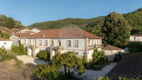 Quinta T7 para Venda em Côja e Barril de Alva