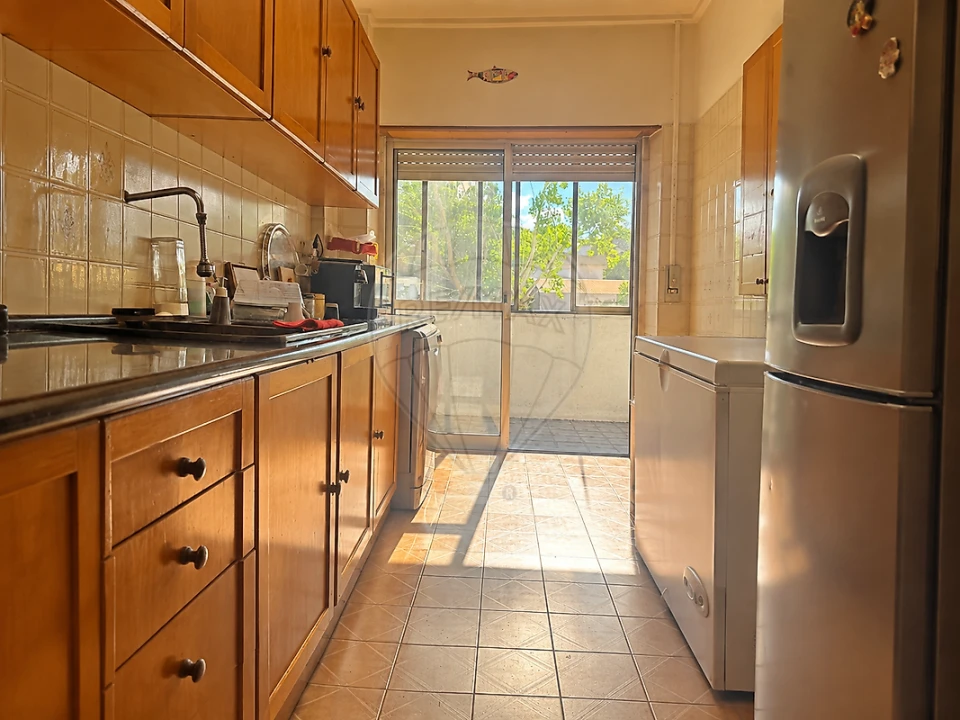 Apartamento T2 para Venda em Massamá e Monte Abraão Foto 4