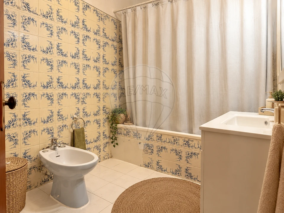 Apartamento T2 para Venda em Massamá e Monte Abraão Foto 2