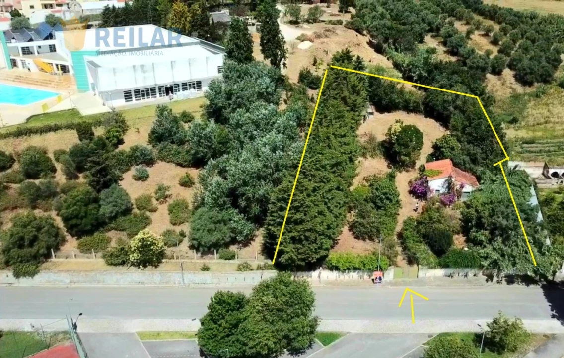Terreno para Venda em Alenquer (Santo Estêvão e Triana) Foto 1