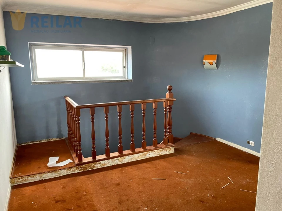 Moradia T5 para Venda em Charneca de Caparica e Sobreda Foto 9