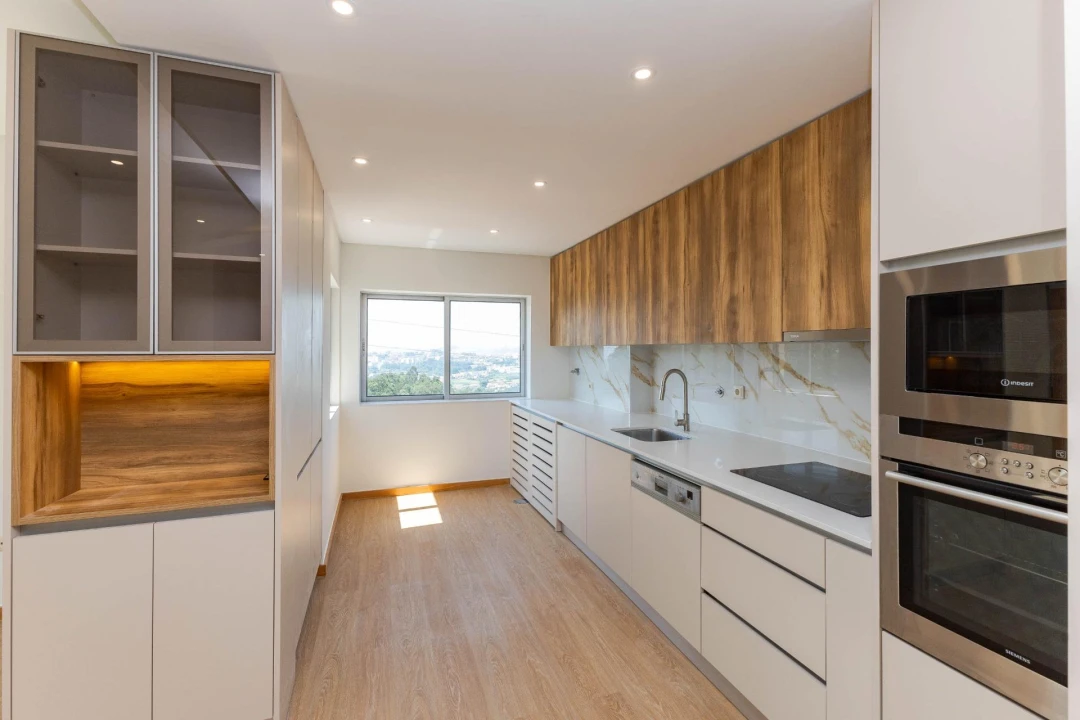 Apartamento T3 para Venda em Fânzeres e São Pedro da Cova Foto 10