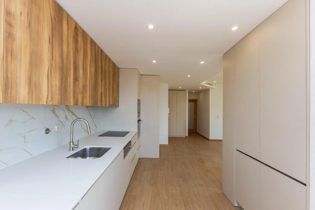 Apartamento T3 para Venda em Fânzeres e São Pedro da Cova Foto 13