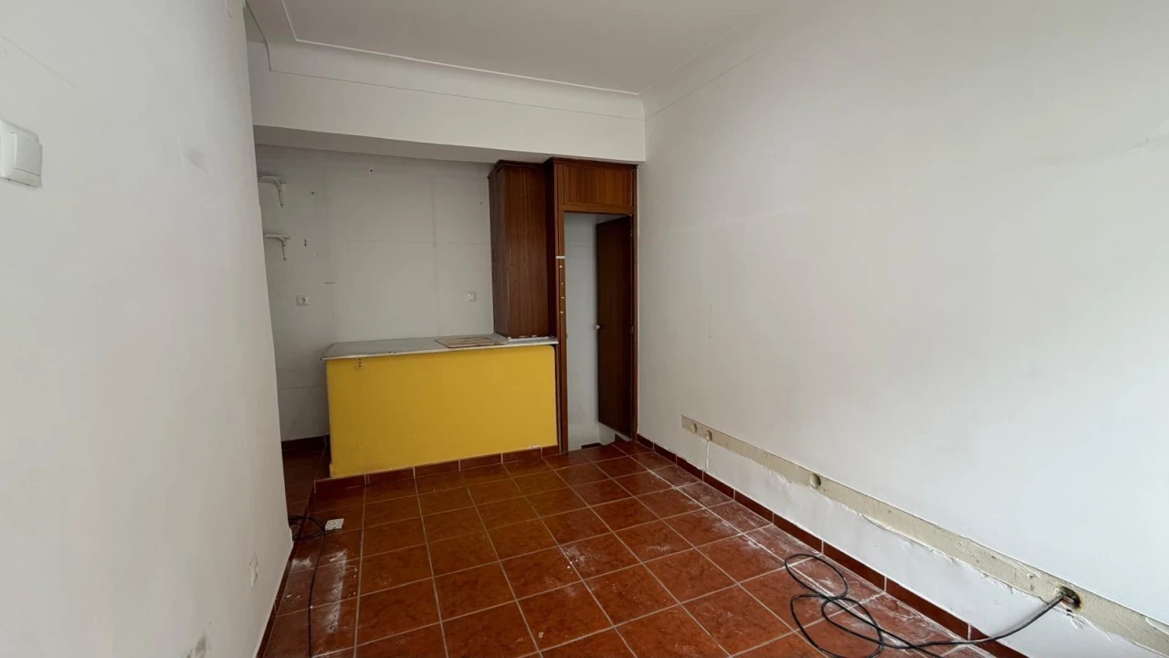 Negócio para Arrendamento em Avenidas Novas Foto 4