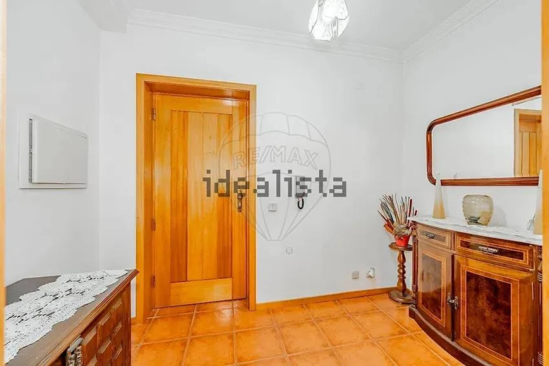 Apartamento T2 para Venda em Santa Eulália Foto 2