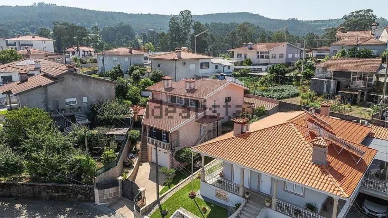 Moradia T3 para Venda em Vila Nova de Famalicão e Calendário Foto 29