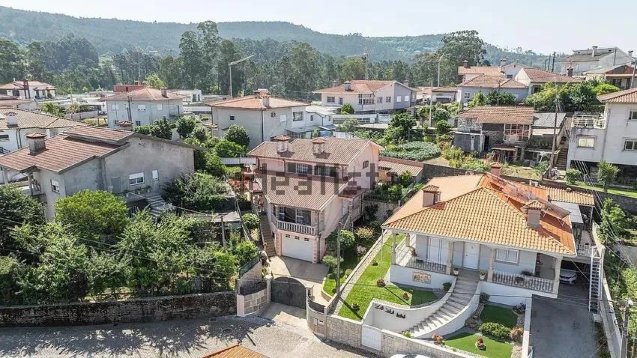 Moradia T3 para Venda em Vila Nova de Famalicão e Calendário Foto 38