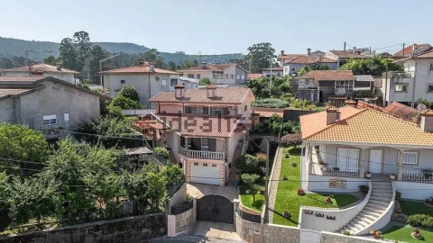 Moradia T3 para Venda em Vila Nova de Famalicão e Calendário