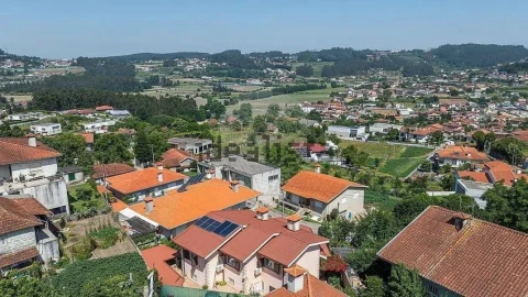 Moradia T3 para Venda em Vila Nova de Famalicão e Calendário