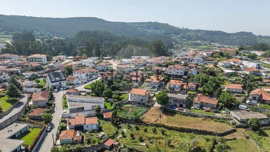 Moradia T3 para Venda em Vila Nova de Famalicão e Calendário Foto 27