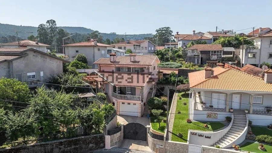 Moradia T3 para Venda em Vila Nova de Famalicão e Calendário Foto 28