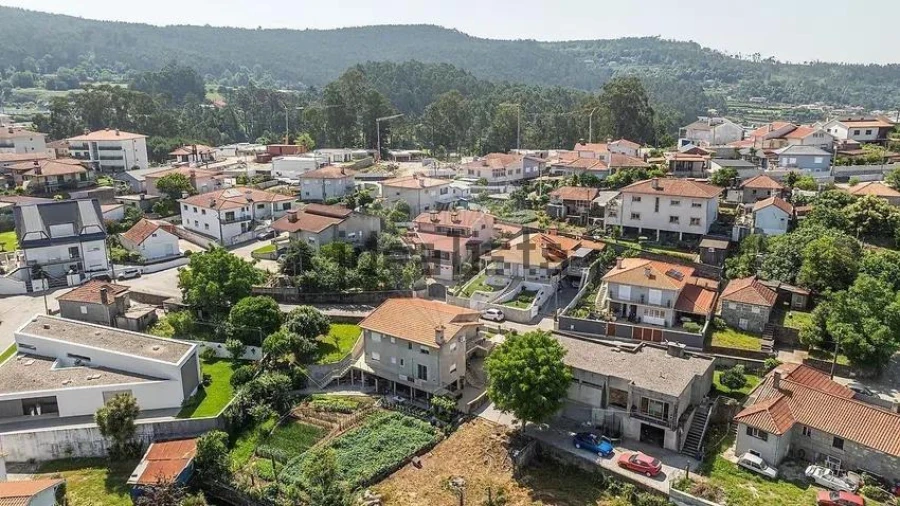 Moradia T3 para Venda em Vila Nova de Famalicão e Calendário Foto 37