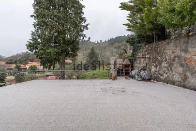 Moradia T3 para Venda em Valdosende