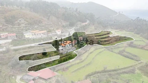 Moradia T3 para Venda em Valdosende