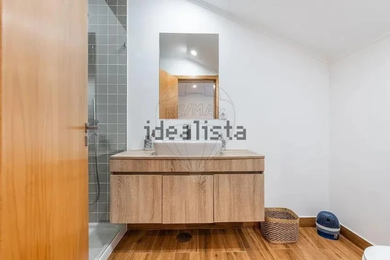 Moradia T3 para Venda em Valdosende Foto 12