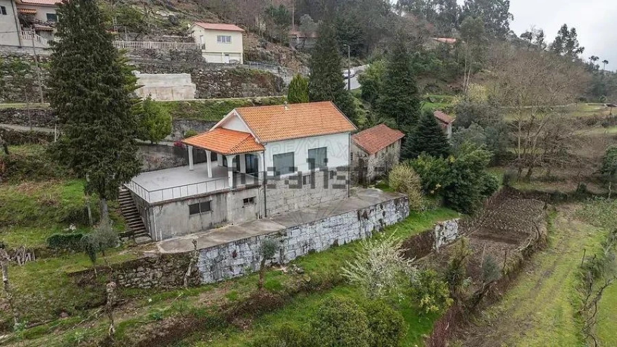 Moradia T3 para Venda em Valdosende Foto 29
