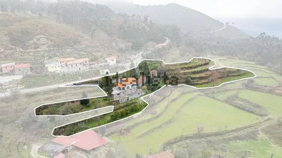 Moradia T3 para Venda em Valdosende Foto 32